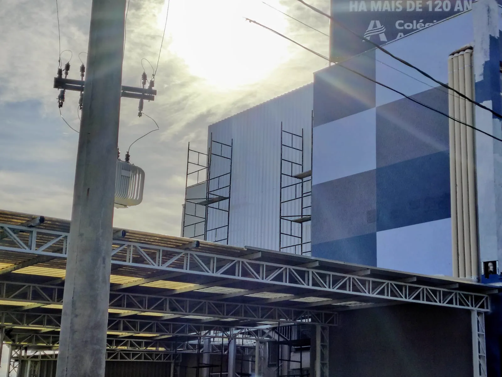 Estrutura metálica comercial de grande porte